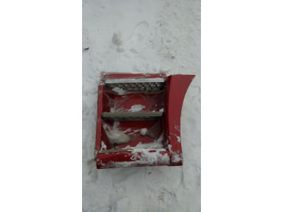 Корпус подножки левый в сборе SH F3000 тягач красный SHAANXI / Shacman (ШАНКСИ / Шакман) DZ13241240411 фото 1 Томск