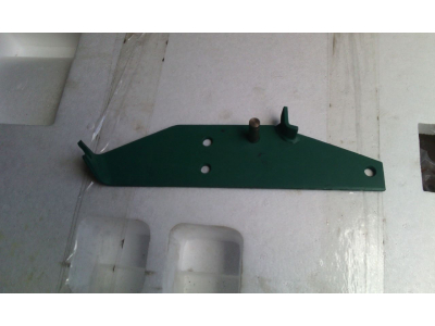 Кронштейн ТНВД WD615, WP10 (под 2 отв.) HOWO (ХОВО) VG9100570015 фото 1 Томск